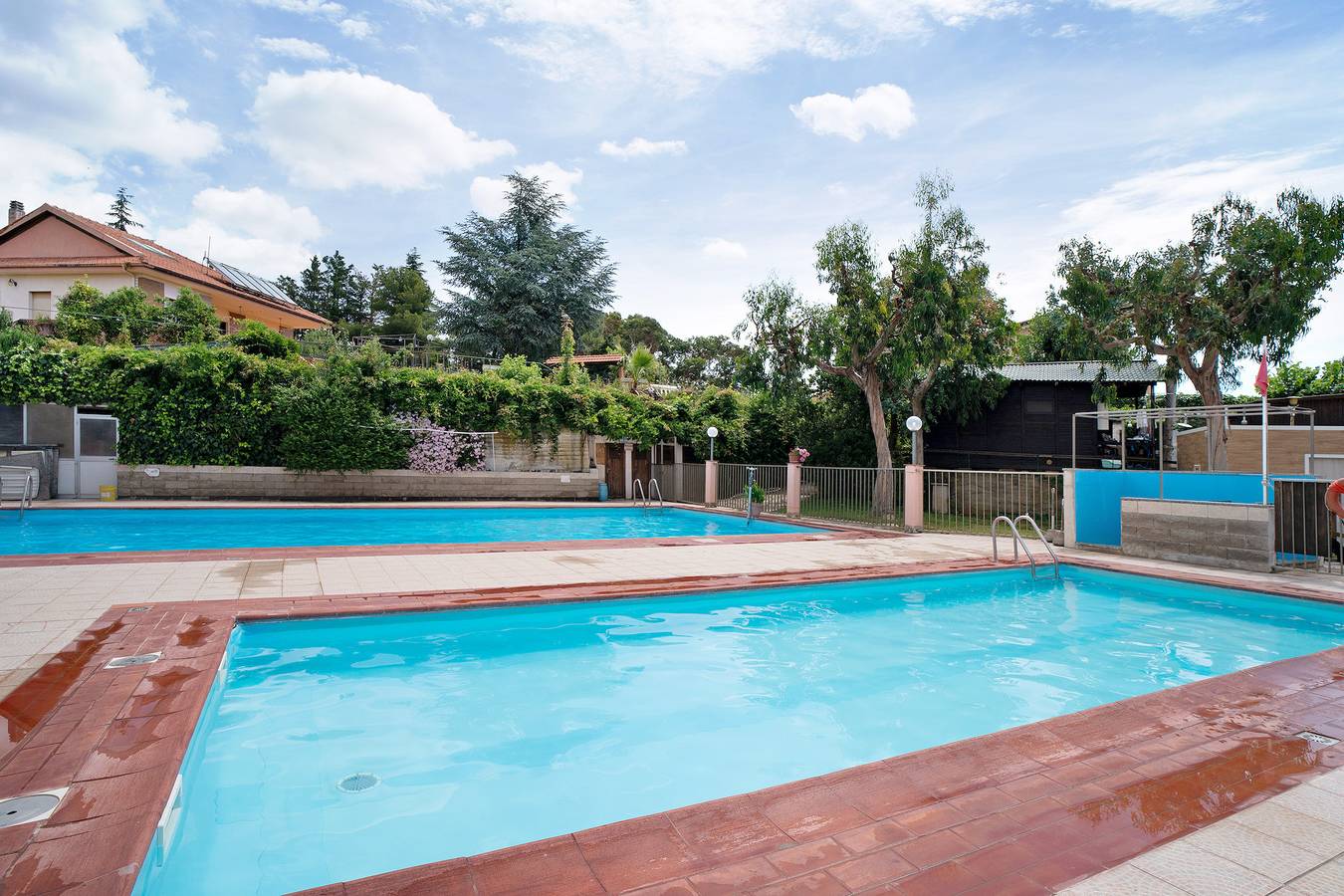 Studio entier, Studio "Monolocale Con Soppalco 43" avec piscine partagée, terrasse privée et Wi-Fi in Salea (Albenga), Albenga