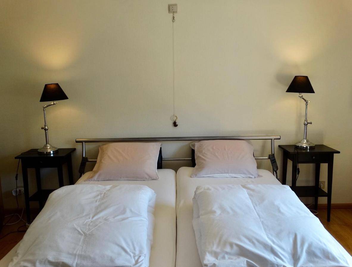 Double Room with Private External Bathroom in Koksijde-Bad, Koksijde