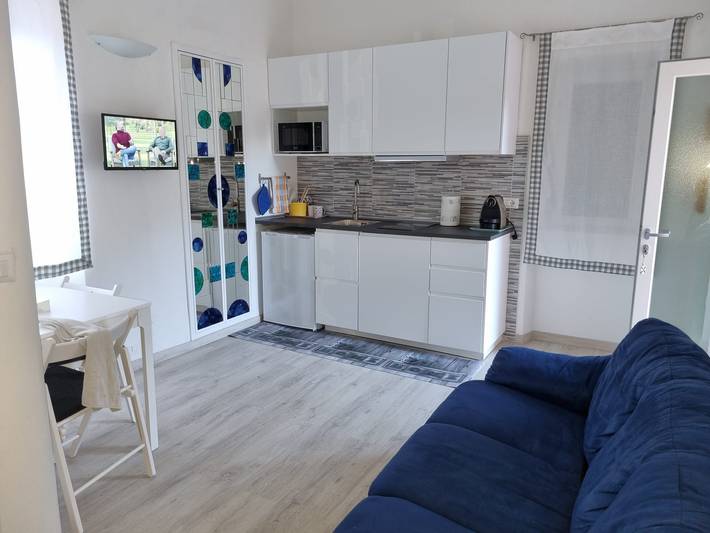 Appartamento intero, Appartamento di vacanza 'Casa Rosa' con giardino in Rio nell'Elba, Rio