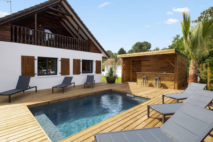 Ferienhaus für 8 Personen, mit Pool und Garten sowie Terrasse, kinderfreundlich - 1