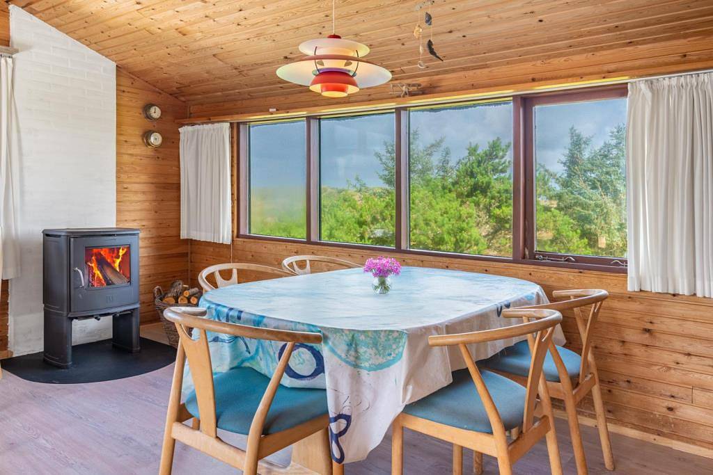 Gemütliches Ferienhaus direkt am wunderschönen Dünengebiet gelegen. in Henne, Varde