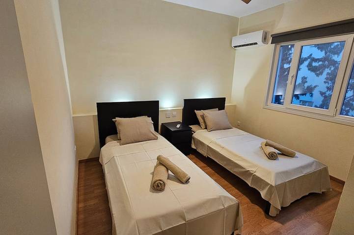 Ganze Wohnung, Alasia Modern 2Br Apt•Balcony• Near Nicosia Center in Nikosia, Südzypern