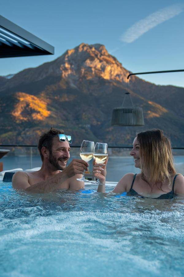 Location de vacances pour 4 personnes, avec piscine et sauna ainsi que jacuzzi et terrasse à Savines-le-Lac - 2