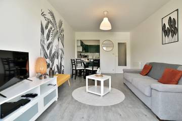 Gîte pour 3 personnes, avec piscine et balcon dans Office De Tourisme De Saint Cast Le Guildo