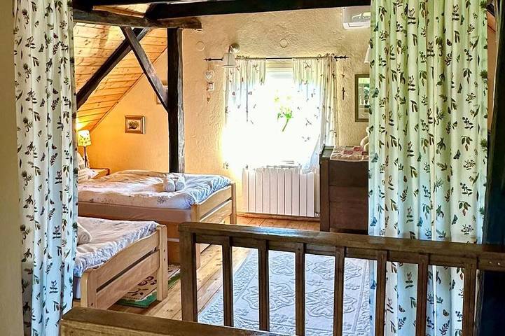Gemütliches 1-Zimmer-Haus in Duga Resa in Karlovac und Umgebung