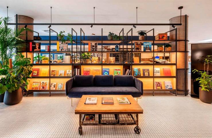 Hotel für 2 Personen, mit Ausblick und Sauna, mit Haustier in Berliner Mauer