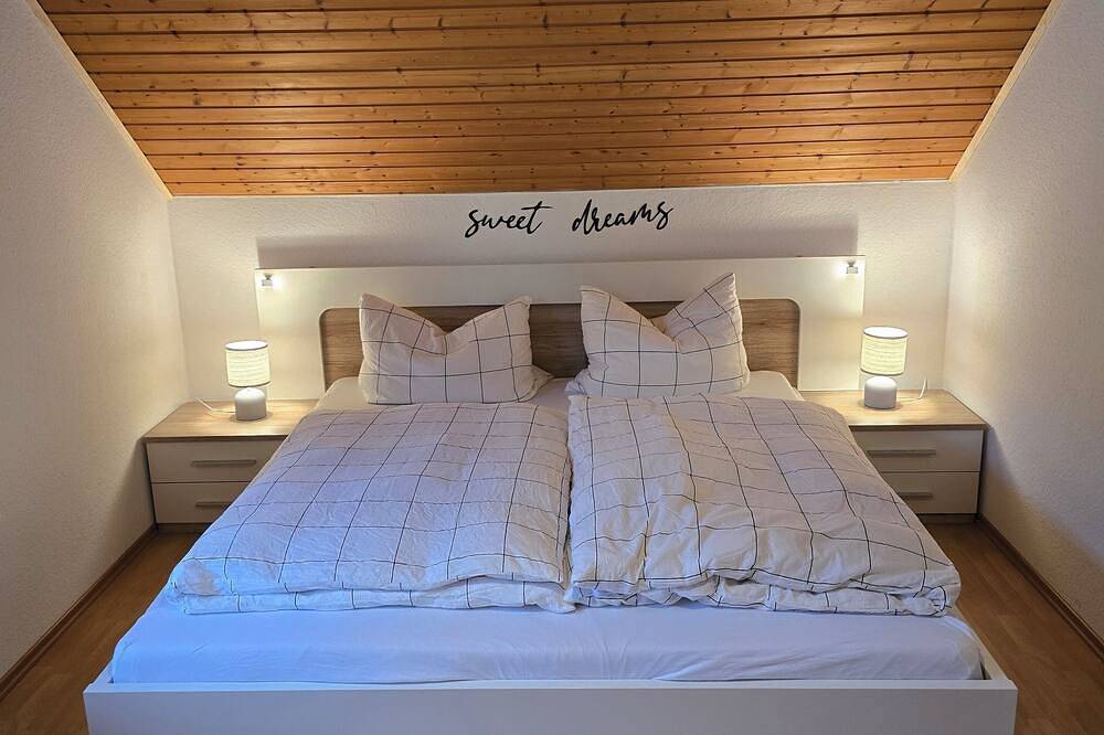 Ganze Wohnung, Ferienwohnung am Stadtwald - 50 Meter vom Wald entfernt - Luftkurort Wassenberg in Wassenberg, Niederrhein