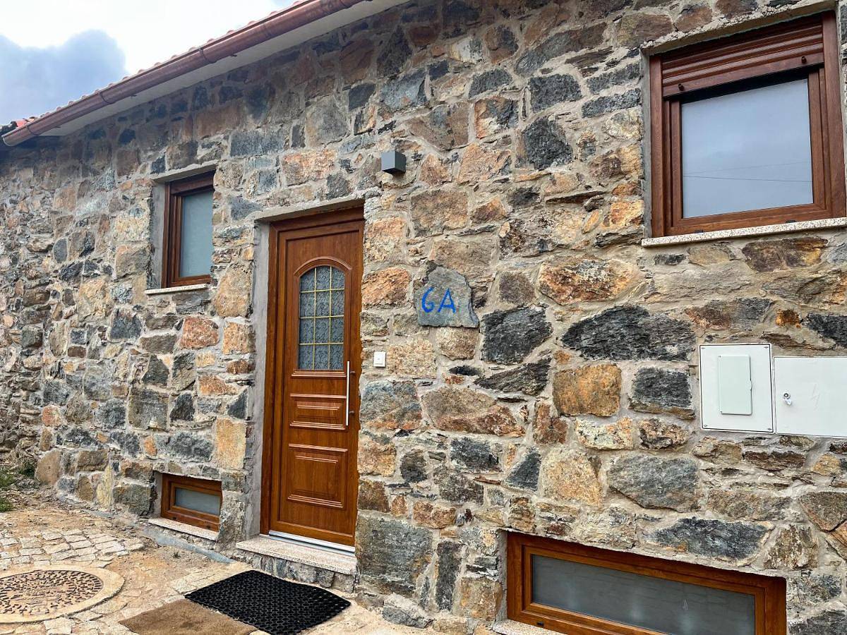 Casa da Barriada Ii in Gondesende, Montesinho