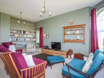 Cottage for 18 People in Rhosneigr, Isle of Anglesey, Photo 4