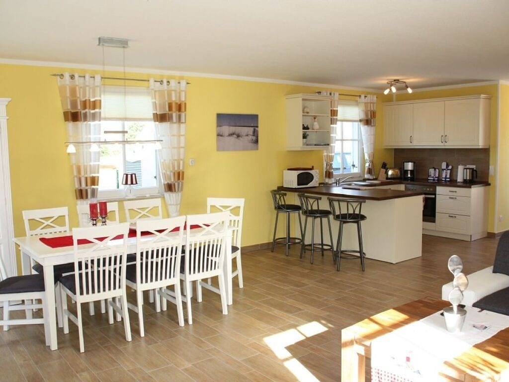 Wellenreiter Komfortable Ferienresidenz in Glowe, Rügen