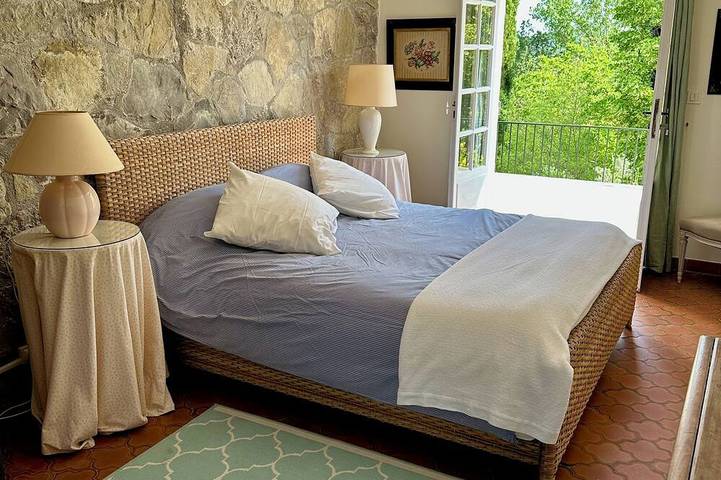 Location de vacances pour 8 personnes, avec balcon et jardin à Bargemon - 4