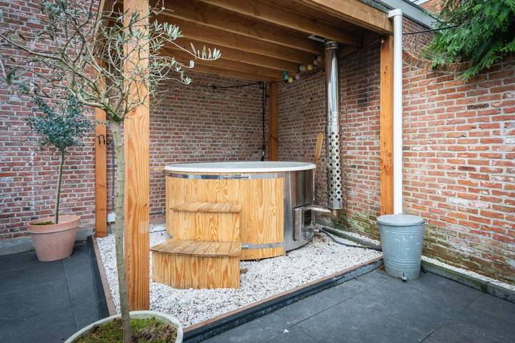 Location de vacances pour 8 personnes, avec jardin ainsi que sauna et jacuzzi, adapté aux familles à Goes - 2