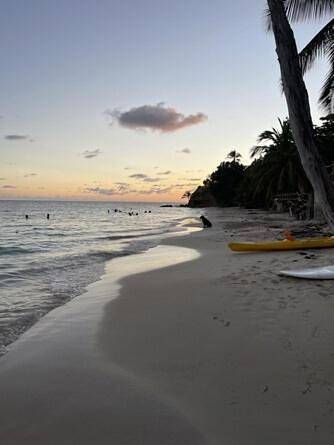 Location de vacances pour 6 personnes, avec jardin et vue dans Anse Mabouyas