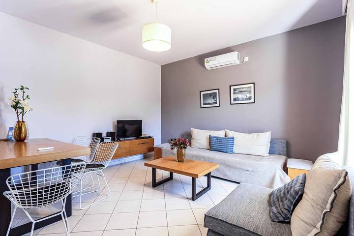 Villa Orchard in Ampelokipi (Zante), Zante