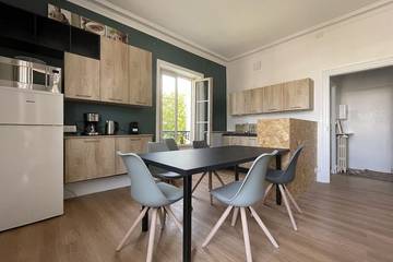 Gîte pour 8 personnes, avec balcon et jacuzzi à Thouars