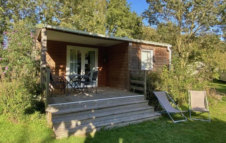 Gîte pour 4 personnes, avec bassin pour enfant et jacuzzi dans Venise Verte
