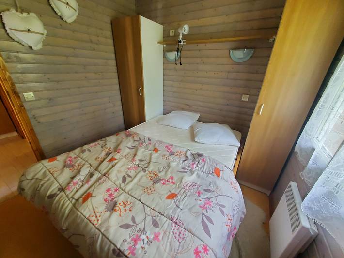 Location de vacances pour 5 personnes, avec terrasse à Murol - 3