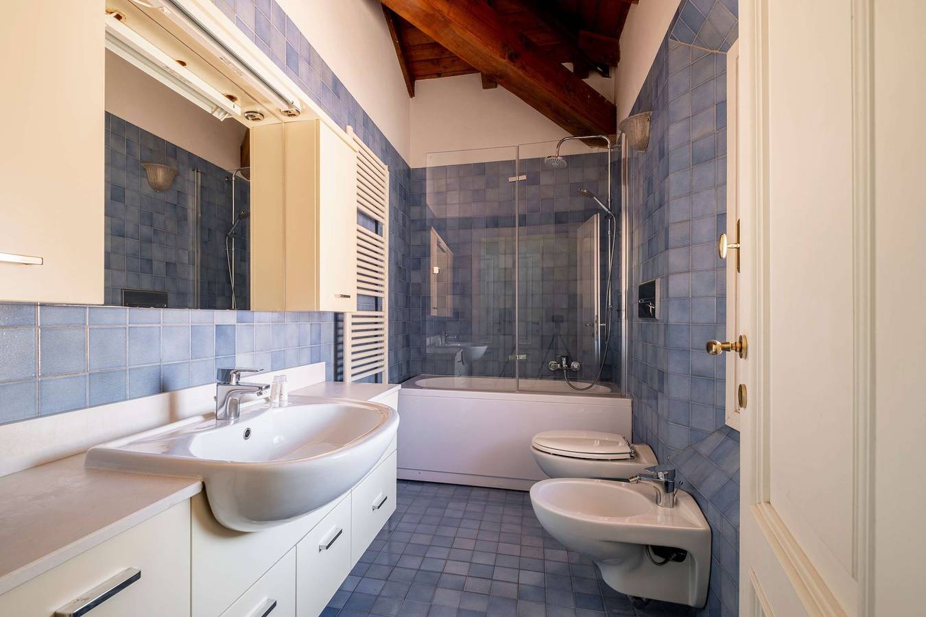 Entire apartment, Casa Indipendenza  bright stay in historic center in Bologna, Bologna Province