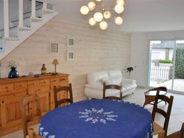 Gîte pour 4 personnes, avec balcon dans Plage De La Greve Des Cures Tregastel