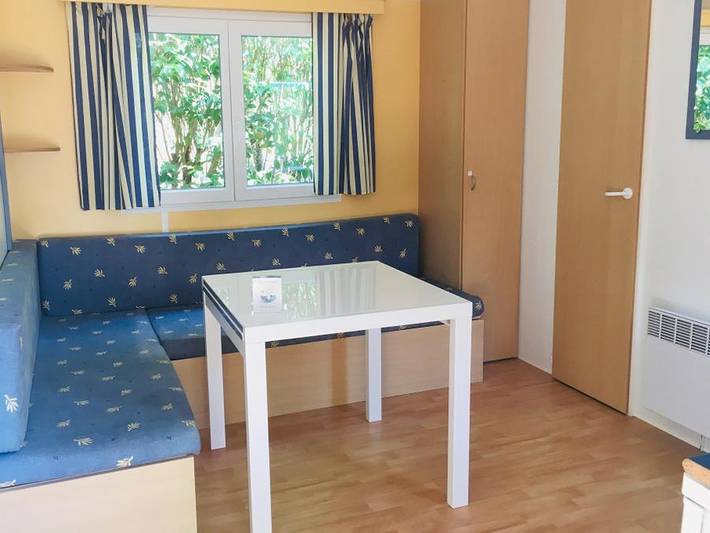 Camping pour 4 personnes, avec bassin pour enfant, animaux acceptés dans l' Aude - 4