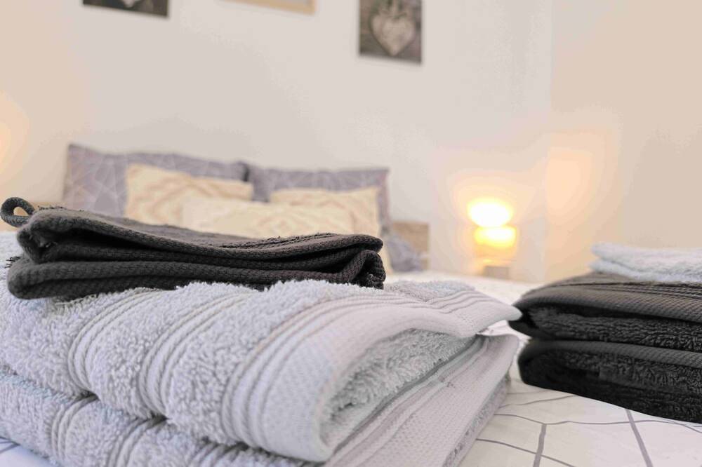 « Modern Cosy » Hyper Centre Bernay in Bernay, Región de Bernay