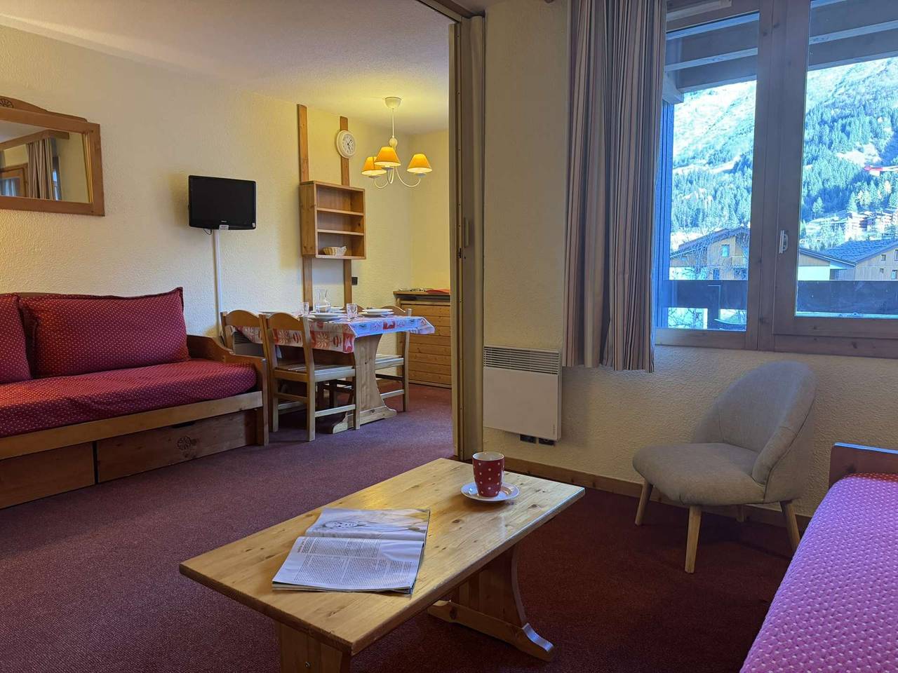 Entire holiday apartment, Bûche 13 - Cosy studio with movable partition in Valmorel, Les Avanchers-Valmorel