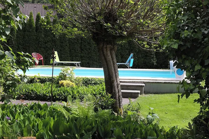 Traumhaus mit Pool und eigener Sauna in Dahn, Landkreis Südwestpfalz