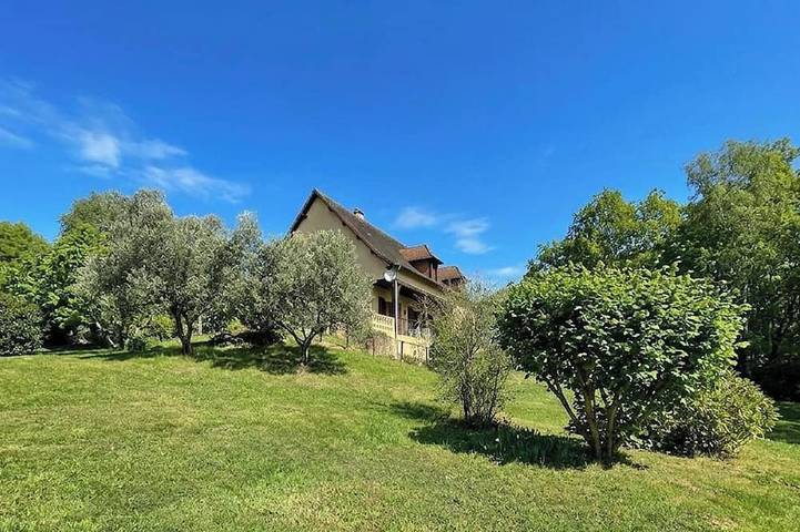 Gîte pour 4 personnes, avec Jardin à Alles-sur-Dordogne