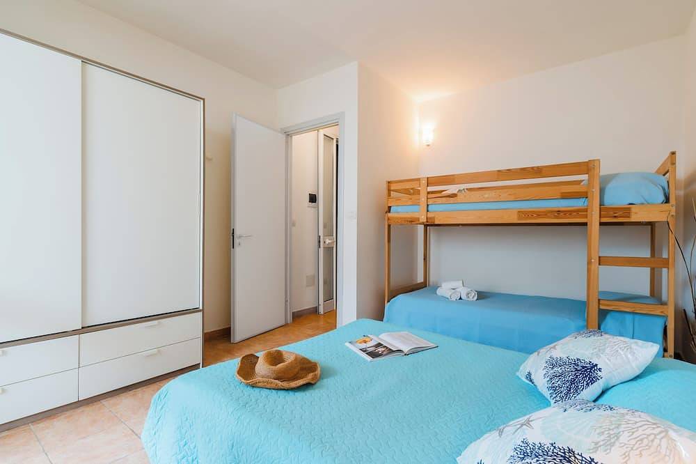 Entire apartment, La Dolce Vita By Just Houses Srl in Torre Pali, Salve