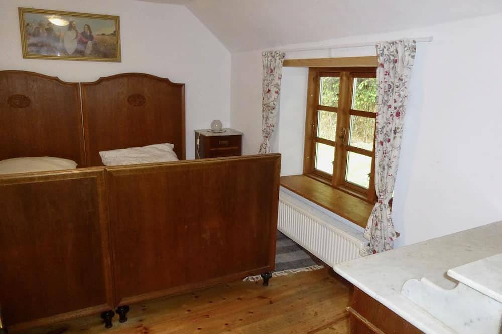 Reetdachkate - Ferienhaus am Röggeliner See in Klocksdorf, Carlow