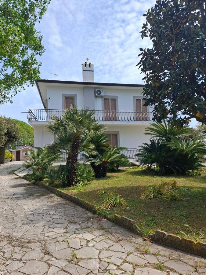 Casa de vacaciones para 6 personas, con jardín y balcón - 1