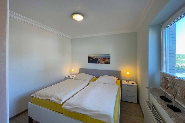 Ferienhaus für 2 Personen, mit Terrasse und Garten in Neuharlingersiel - 4