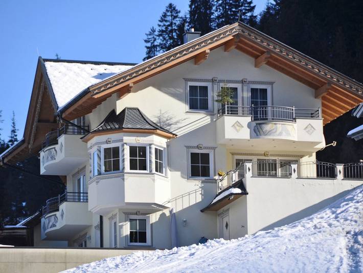 Ferienwohnung für 5 Personen, mit Terrasse und Garten sowie Ausblick in See