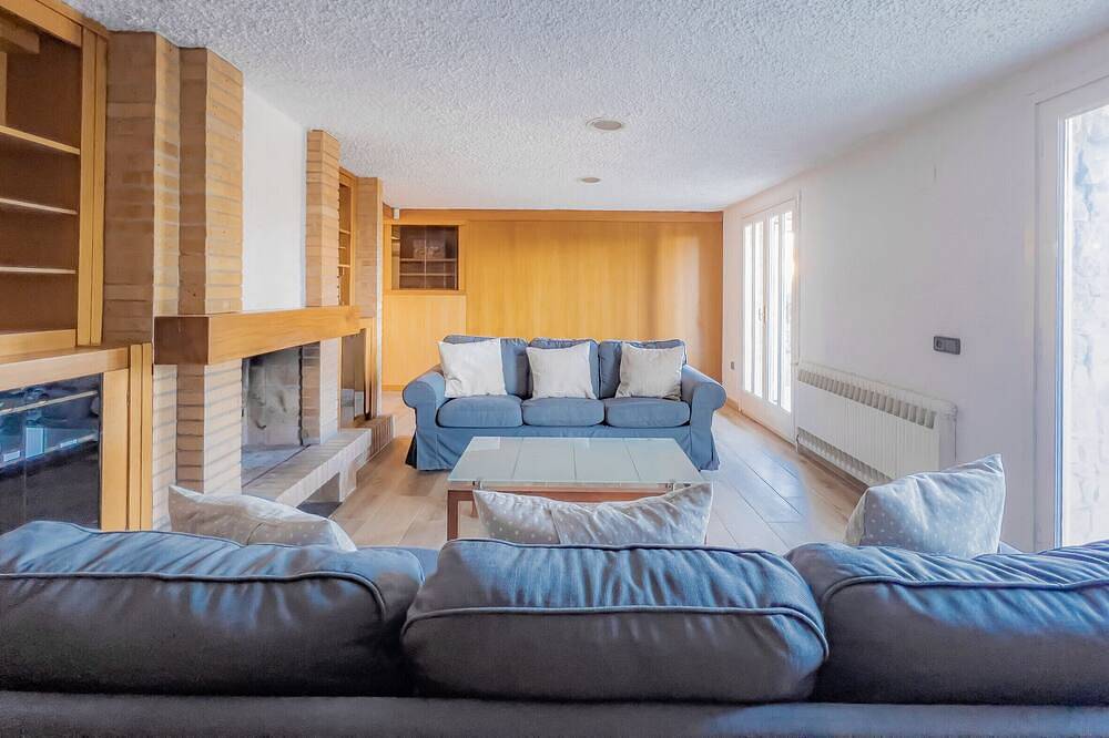 Majordoms - Sports Villa Banyoles in Banyoles, Pla de l'Estany