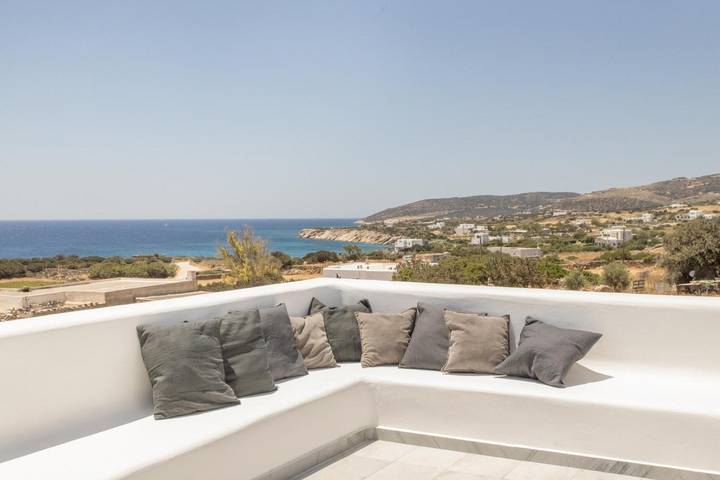 Holiday rental for 6 people, with Balcony and Hot tub as well as Garden in Paros