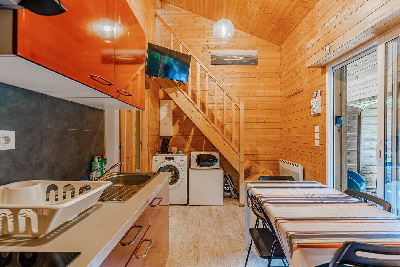 Ferienhaus „La Cabane – Bassin d’Arcachon“ mit Gemeinschaftspool & privatem Garten in Gujan-Mestras, Arcachon und Umgebung