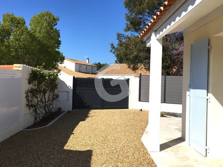 Location de vacances pour 6 personnes, avec jardin dans Plage du Phare (La Tranche-sur-Mer)
