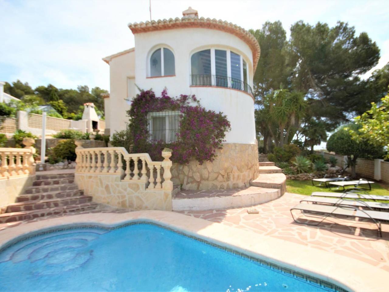 Villa íntima en Jávea con piscina privada y jardín para 8 pers. in Granadella, Jávea