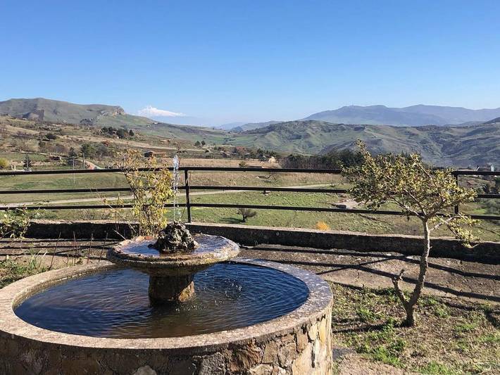 Casa vacanza per 6 persone, con giardino e terrazza nonché panorama, con animali domestici in Petralia Soprana