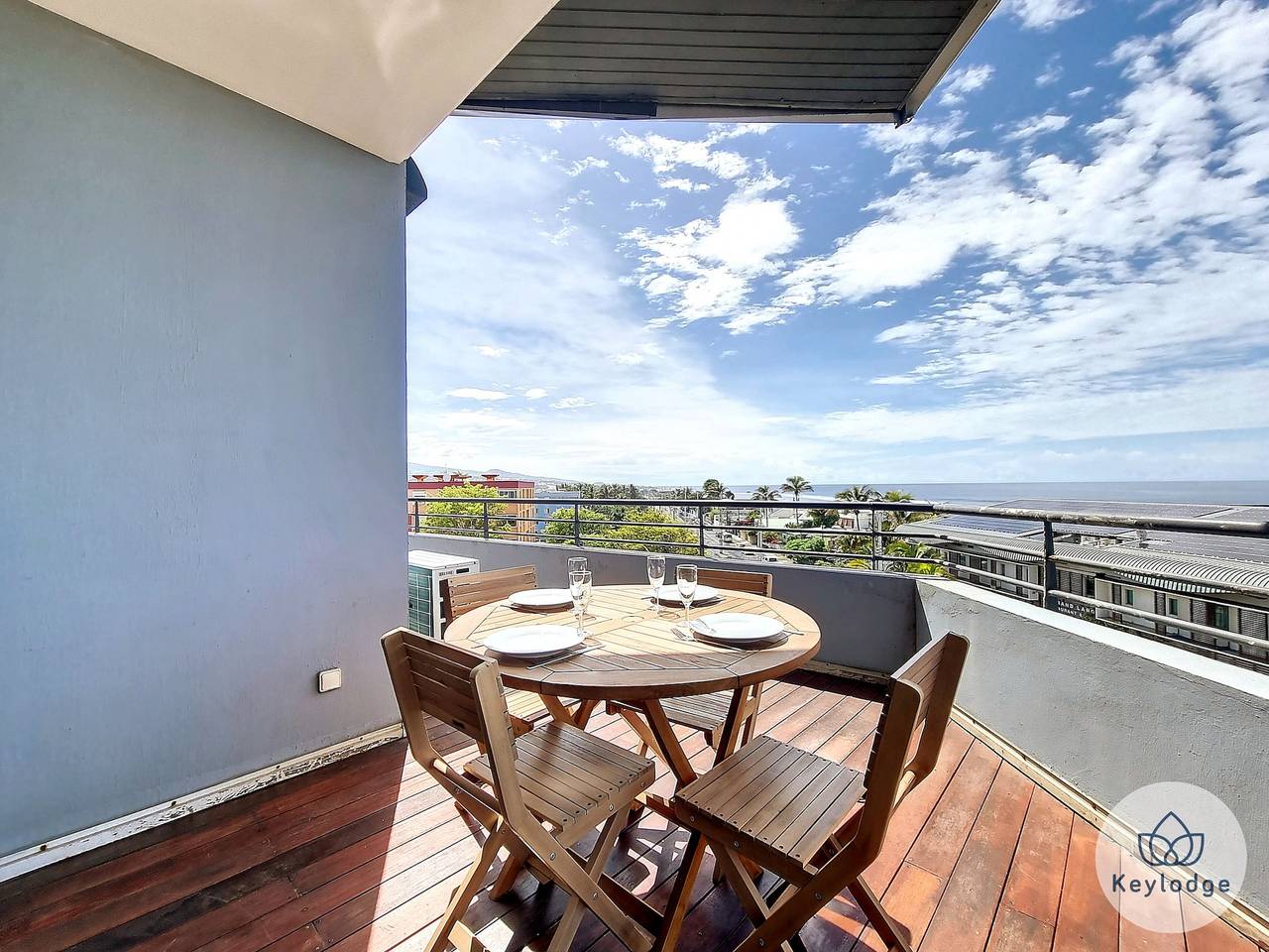 Appartement entier, T2 avec vue mer – Le Soélia*** – proche centre-ville de Saint-Pierre in la Ravine Blanche, Saint-Pierre (Réunion)