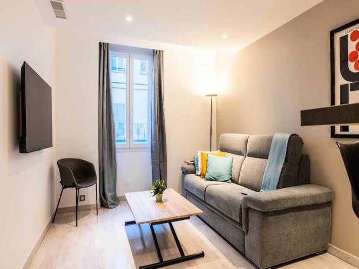 Gîte pour 4 personnes, adapté aux familles dans Cinema Les Arcades Ales