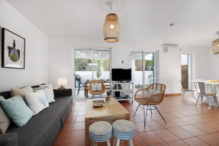 Ferienhaus "Alvor Prainha Beach House" mit Pool, WLAN, Terrasse und Garten in Alvor, Faro Distrikt