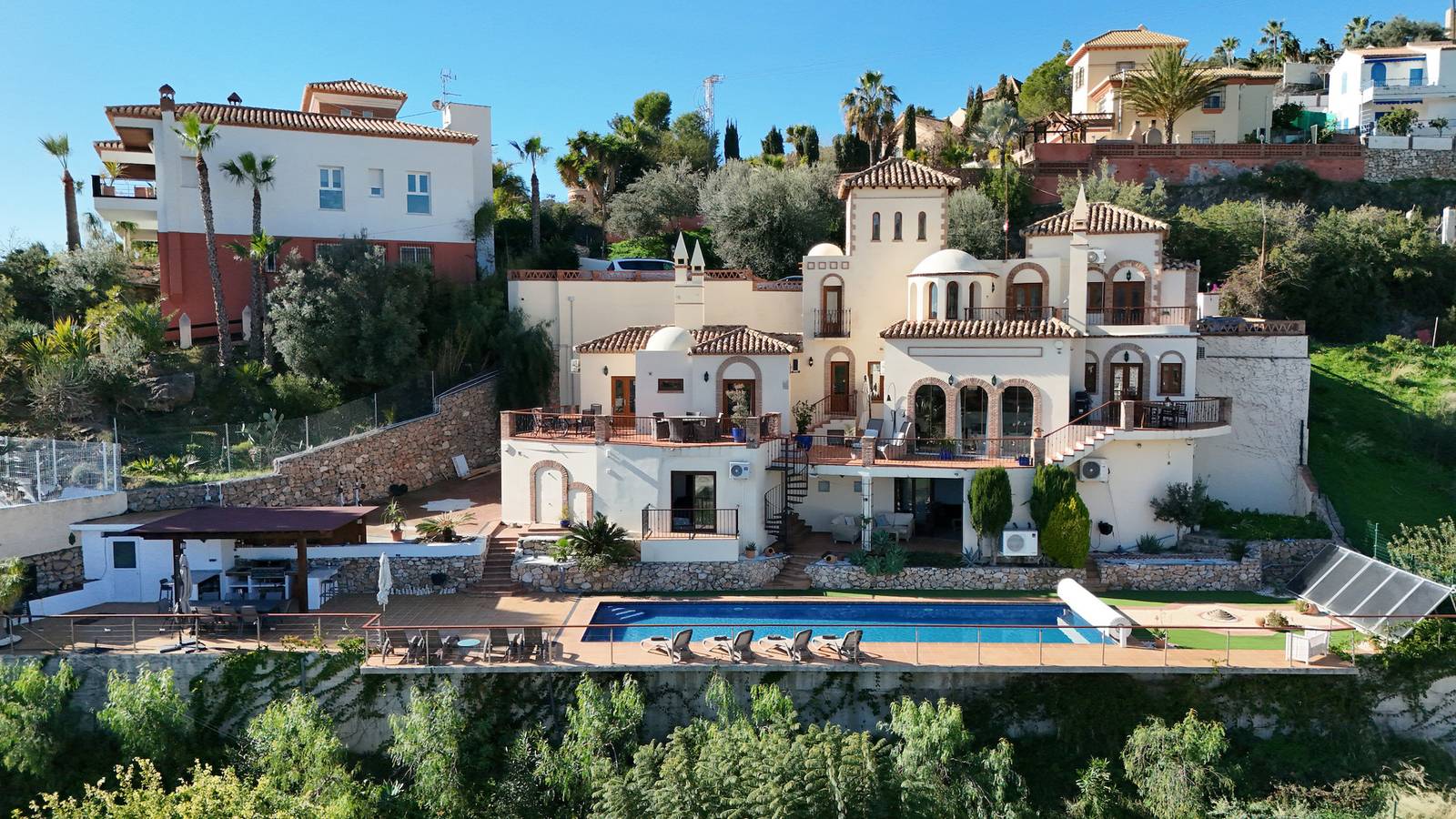 Villa für 15 Personen mit Terrasse in La Herradura, Almuñecar