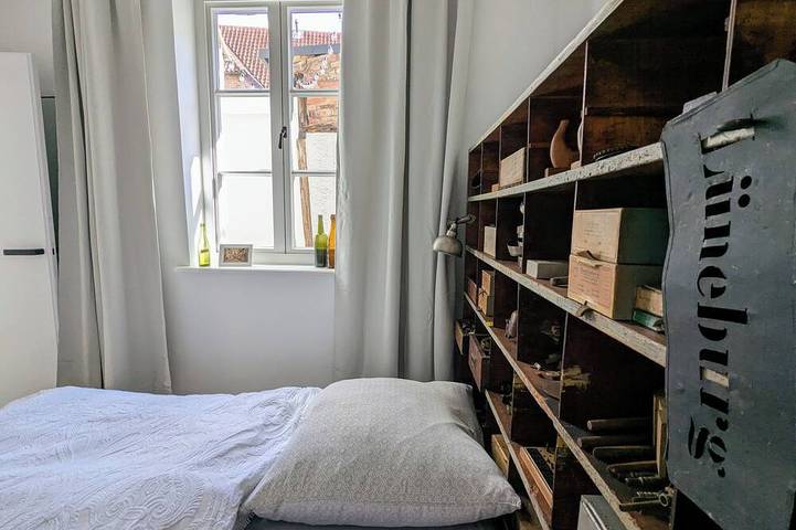 Entire apartment, Altstadtflucht Lüneburg - Historic Gem (Est. 1520) Meets Modern Design in Lüneburg, Nordheide