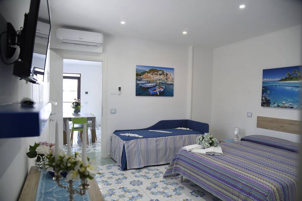 Appartamento intero, Casa vacanze Lalaura di Paestum, appartamento arredato a pochi passi dal mare in Cilento Coast