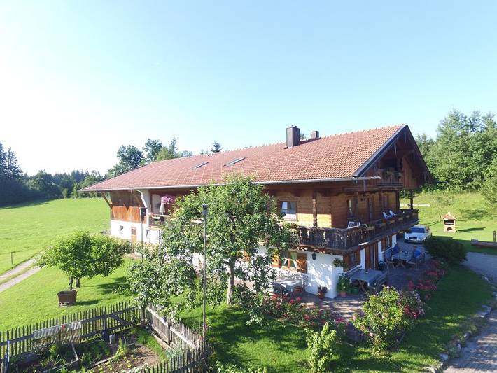 Bauernhof für 2 Personen, mit Balkon und Balkon/Terrasse sowie Terrasse und Garten