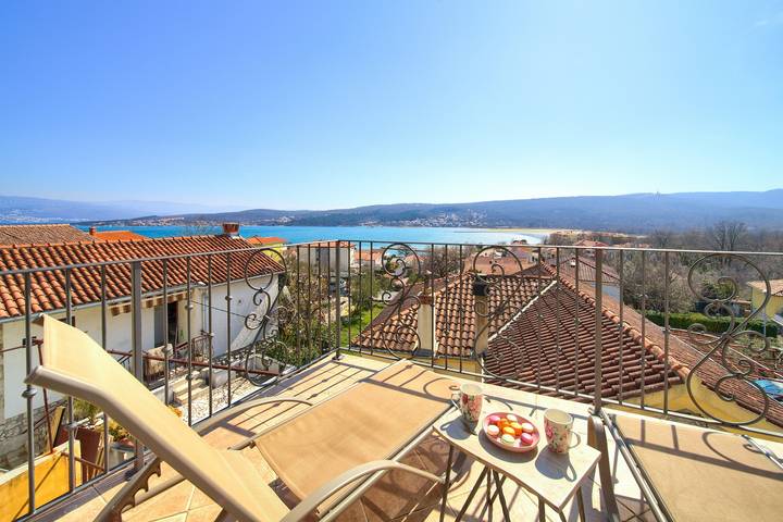 Villa für 6 Personen, mit Balkon auf Krk - 4