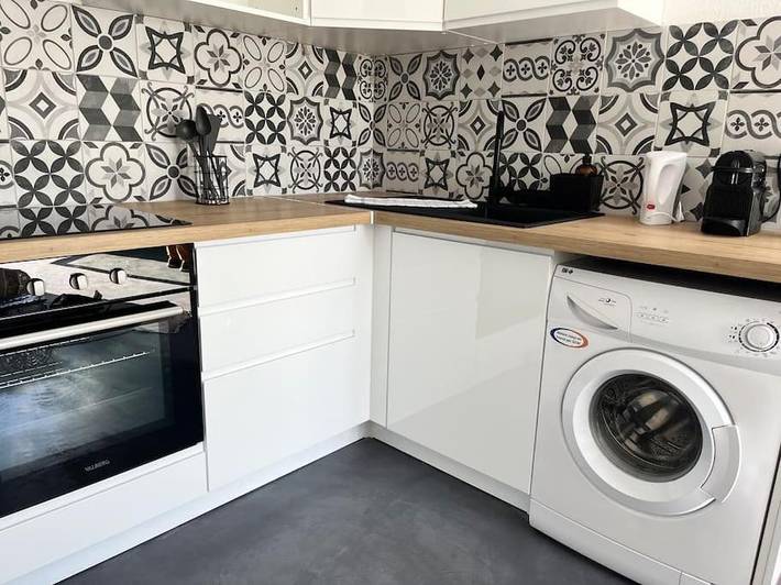 Gîte pour 4 personnes, avec piscine ainsi que balcon et vue à Bruguières - 3