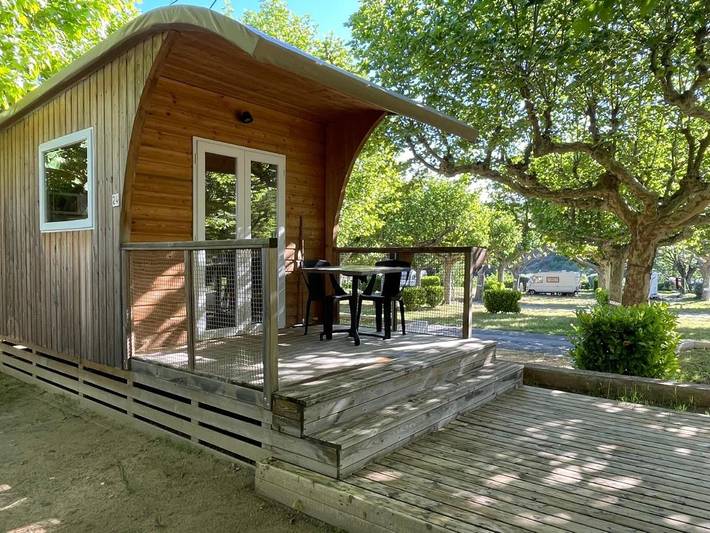 Location de vacances pour 2 personnes, avec piscine et jardin à Salavas - 4