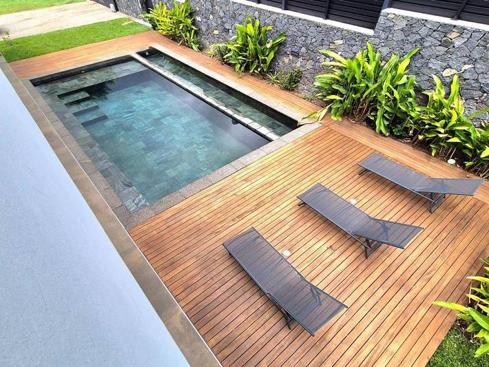 Location de vacances pour 12 personnes, avec vue ainsi que jardin et piscine à La Possession - 3